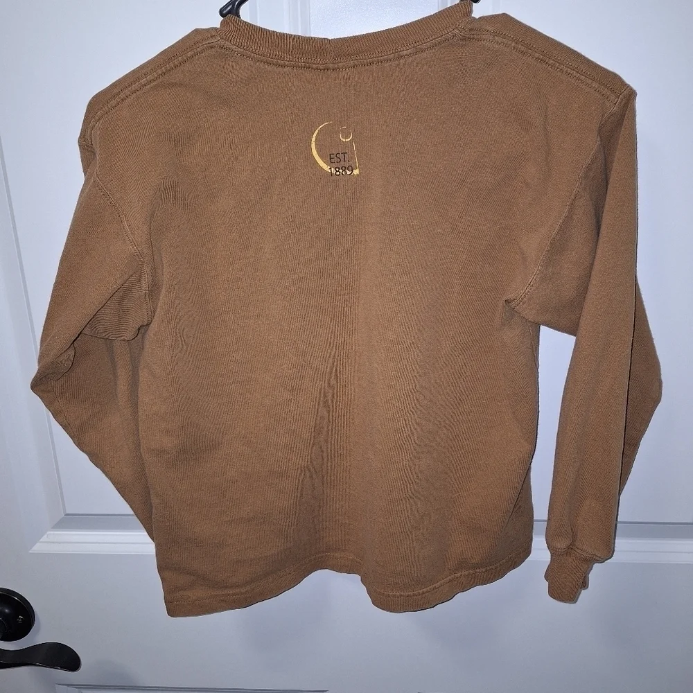 A Carhartt youth medium long sleeve t-shirt in good condition.